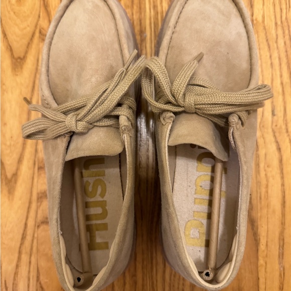 Hush Puppies Bridget Tan Moccasin Loafers, NWOT, Sz 8.5W - Picture 3 of 9